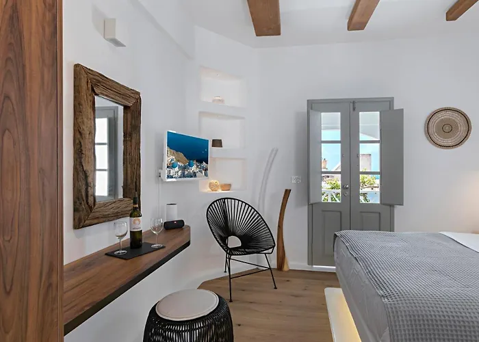 3 Elements By Stylish Stays